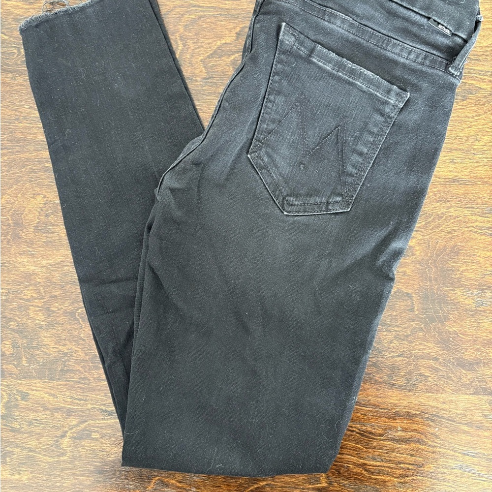 MOTHER Black Denim Jeans - “Looker Ankle Fray, Guilty as Sin” - Size 25